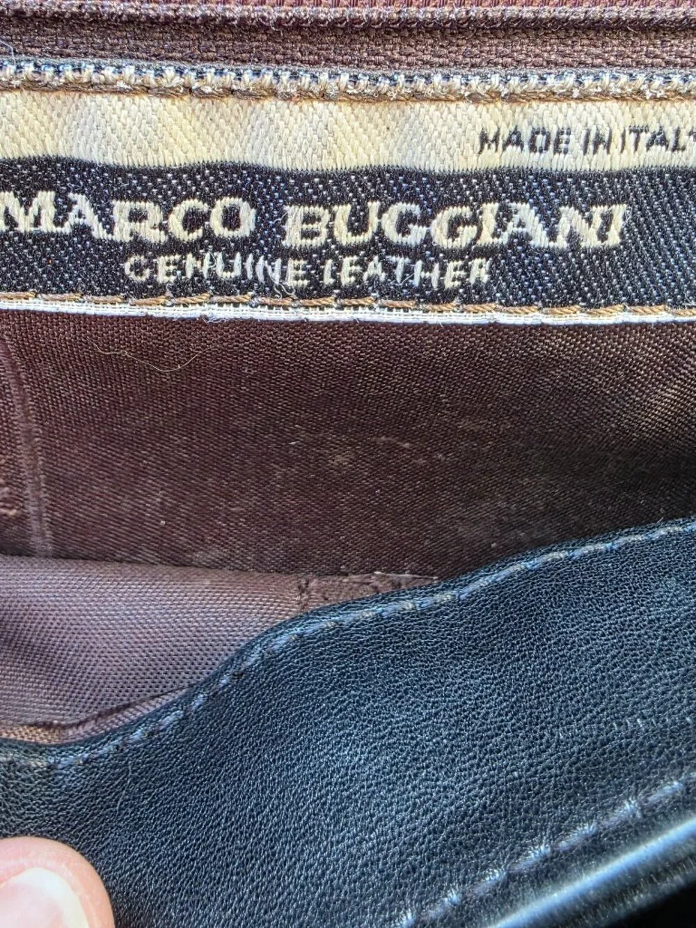 EUC MARCO BUGGIANI VTG Black Leather Full Front Flap with Top Stitching Satchel